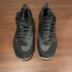 {Nike} Men’s Black Tennis Shoes